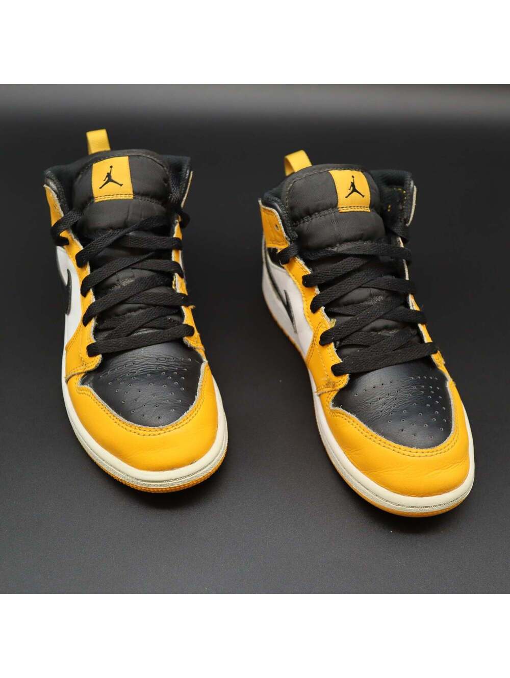 Air Jordan 1 Mid PS Taxi Yellow Black White Sneakers Kids Size 3Y 640734-701